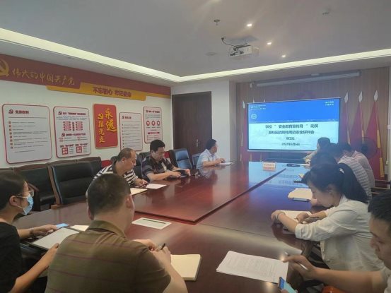 bd8d8cc95ddfba6a2e5af8c3dcaaacb