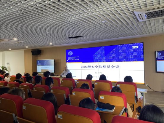 fdac76164dc8ea6c7a0a967c3f4dfaf