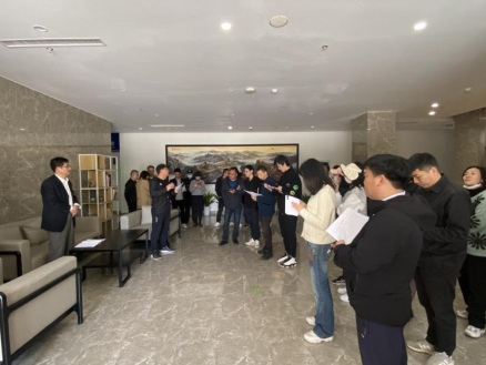 498bbcd7e3dc5bb8c69849eac1ce6d4