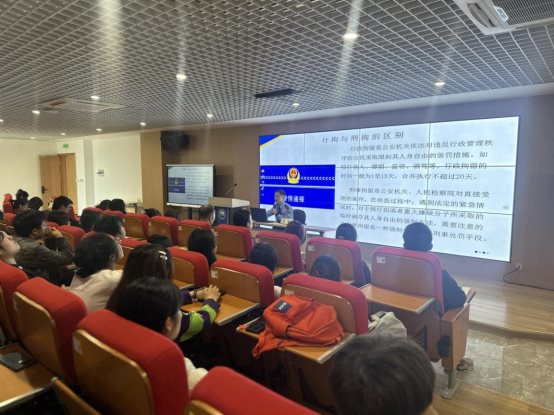 ba0df242889357e8e1180011640fbab