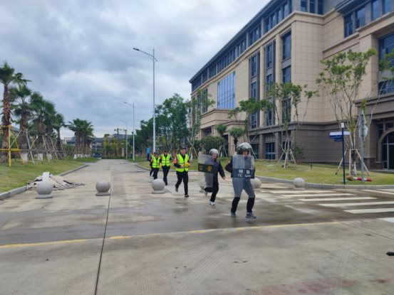 e868f5e8f1f84c80d02921b3dbe2728